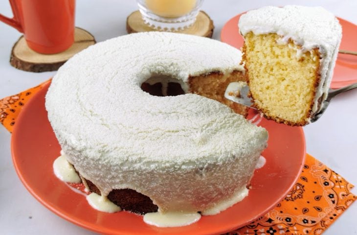 Bolo de iogurte natural