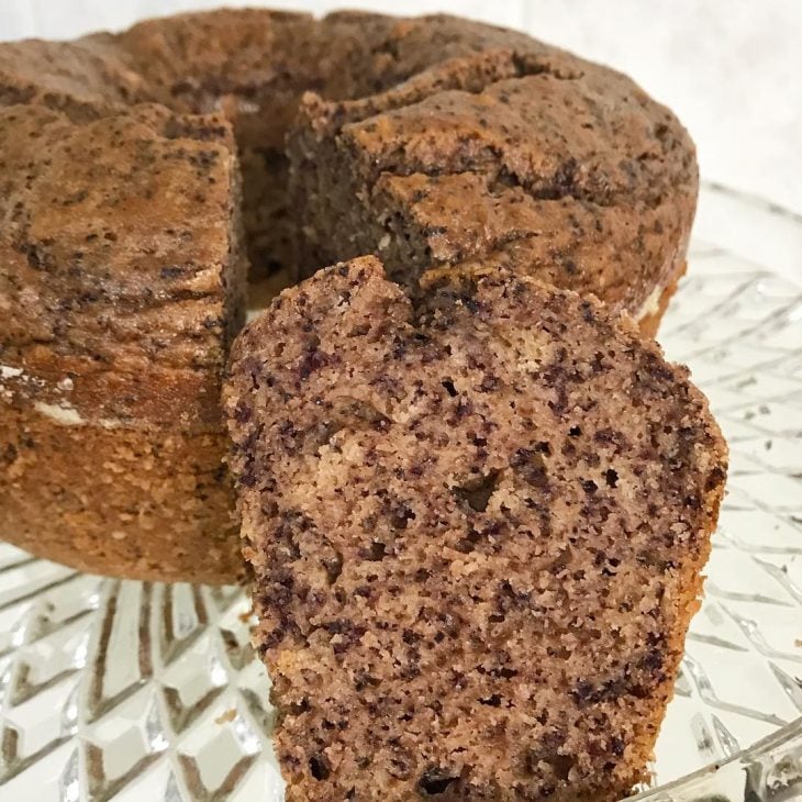 Bolo de jabuticaba