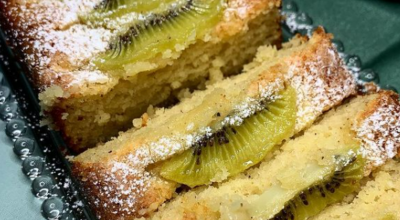 Bolo de kiwi