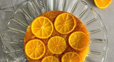 Bolo de laranja caramelizada