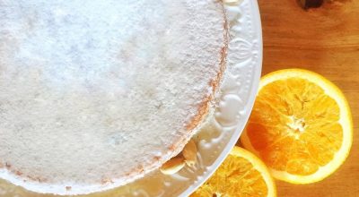 Bolo de laranja com amêndoas
