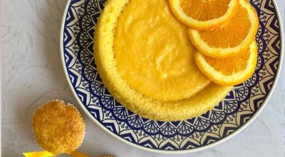 Bolo de laranja com curd