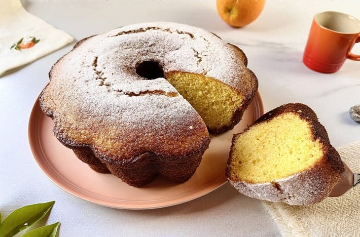 Bolo de laranja de liquidificador com casca