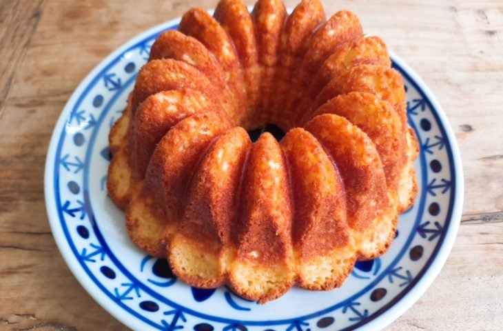 Bolo de laranja de liquidificador simples