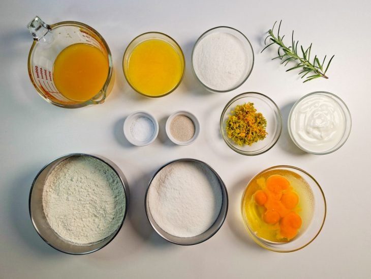 Ingredientes reunidos para o preparo da receita.
