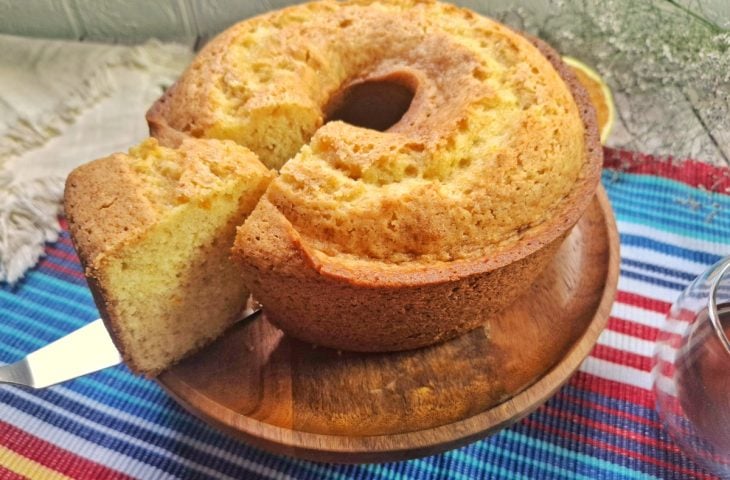 Bolo de laranja simples
