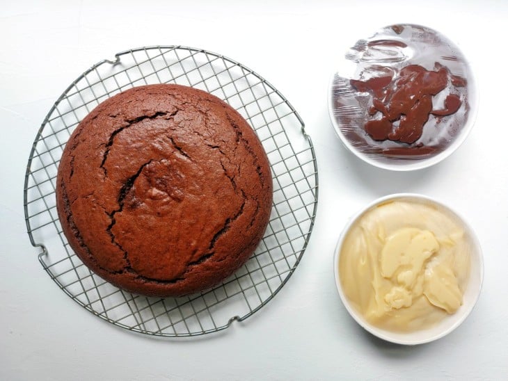 Bolo de leite Ninho com recheio de brigadeiro - Passo a Passo