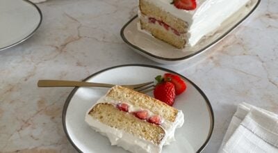 Bolo de leite Ninho e morango