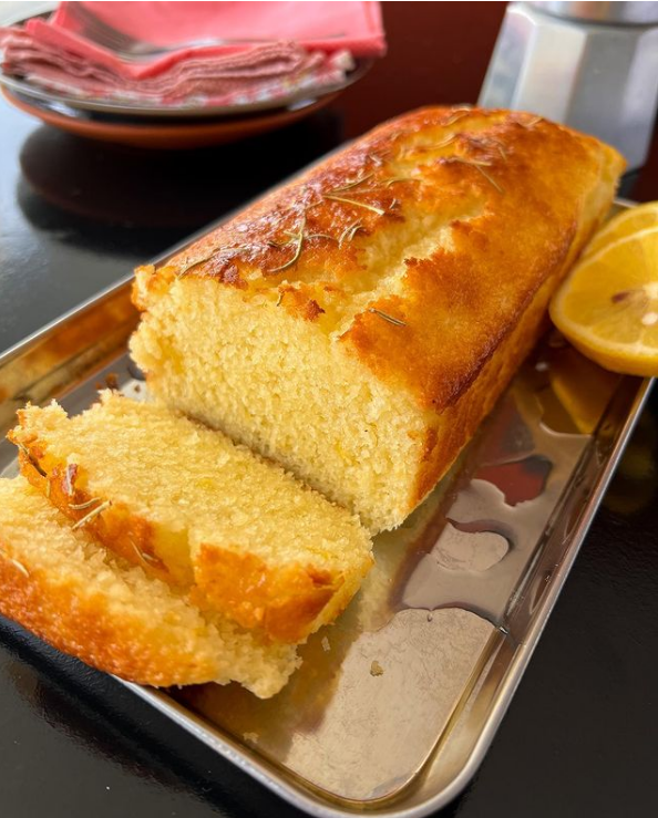 Bolo de limão siciliano com azeite