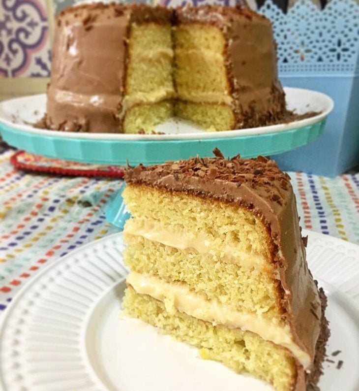 Bolo de limão-siciliano com ganache