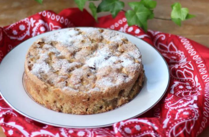 Bolo de maçã com canela