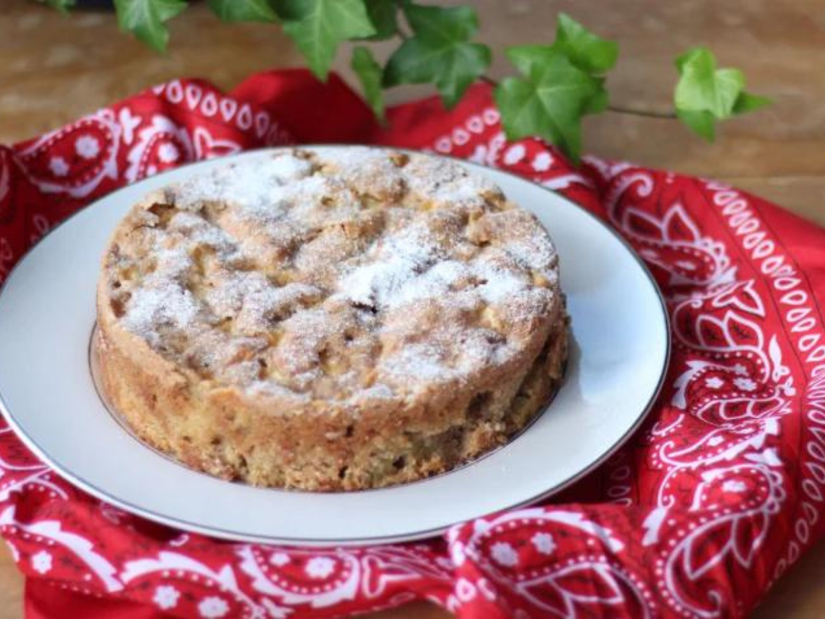 Bolo de maçã com canela