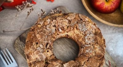 Bolo de maçã craquelado