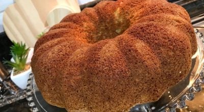 Bolo de maçã com iogurte sem glúten