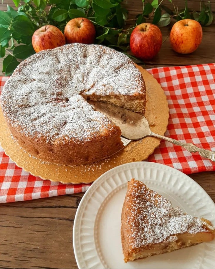 Bolo de maçã fofinho