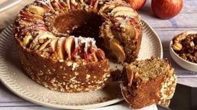 Bolo de maçã nutritivo