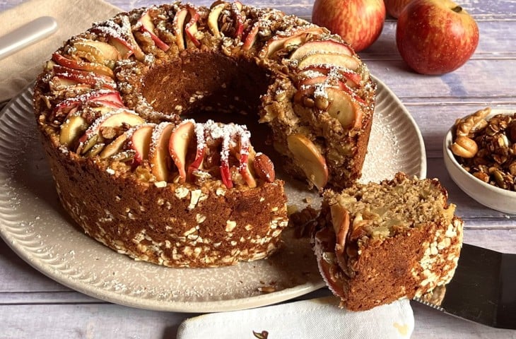 Bolo de maçã nutritivo