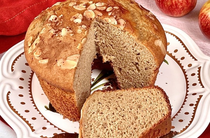 Bolo de maçã sem glúten e sem lactose