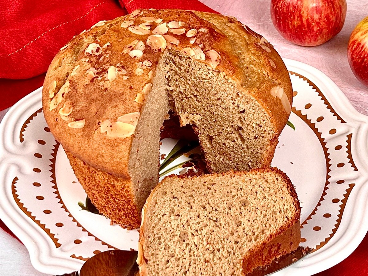 Bolo de maçã sem glúten e sem lactose