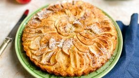 Bolo de maçã simples