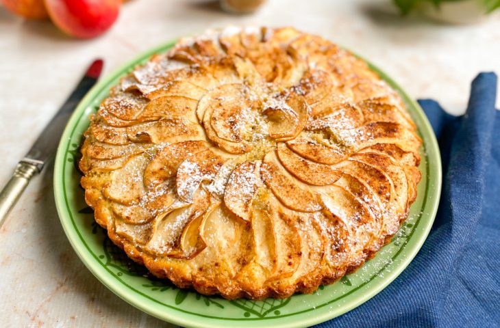 Bolo de maçã simples