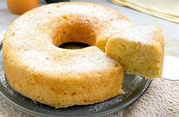 Bolo de mandioca cozida sem glúten