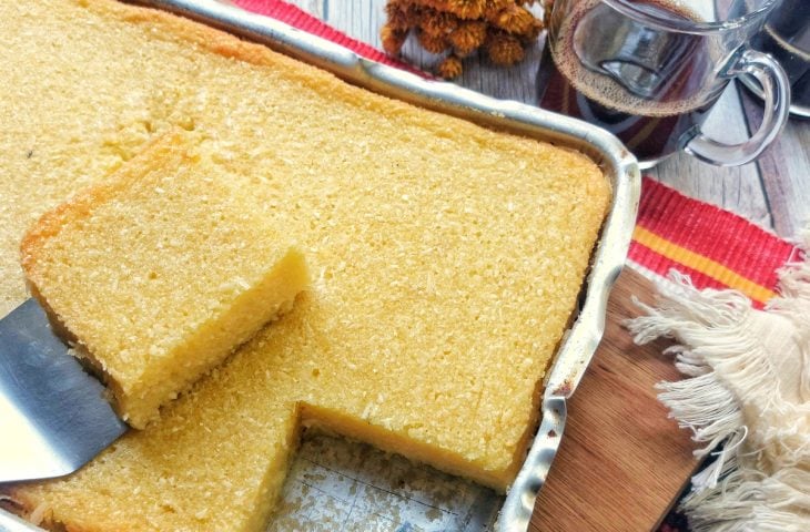 Bolo de mandioca no liquidificador