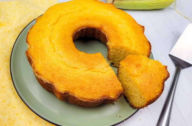 Bolo de milho com flocão