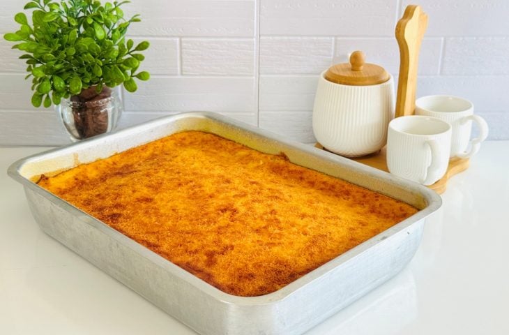 Bolo de milho de lata cremoso