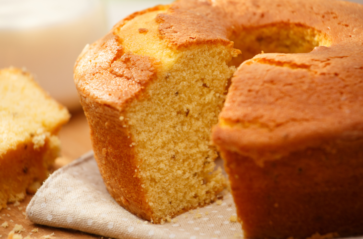 Bolo de milho cremoso de liquidificador