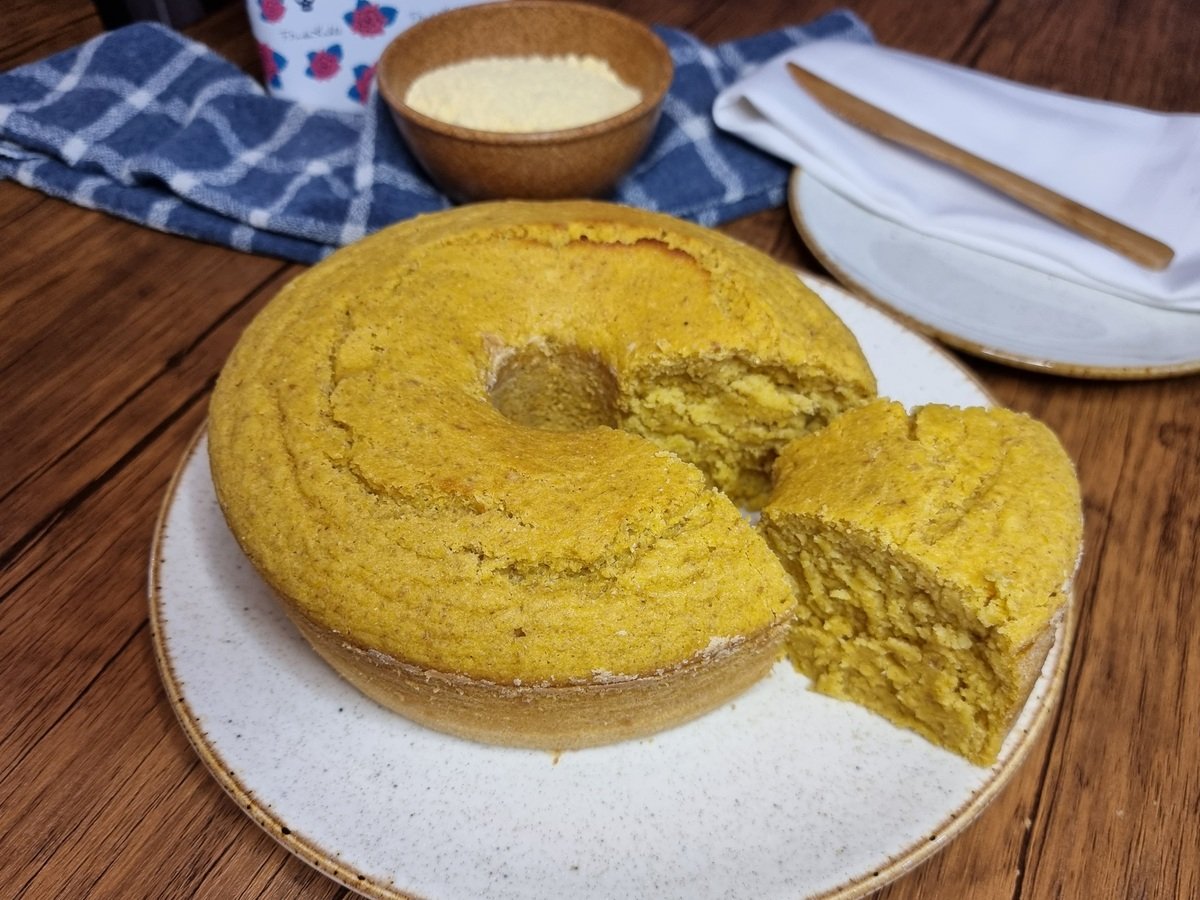 Bolo de milho sem lactose sem glúten e vegano