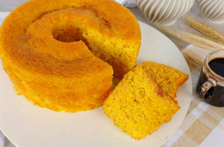Bolo de milho sem leite