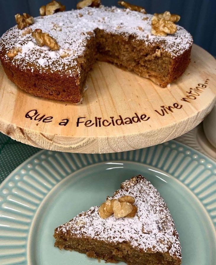 Bolo de nozes com banana