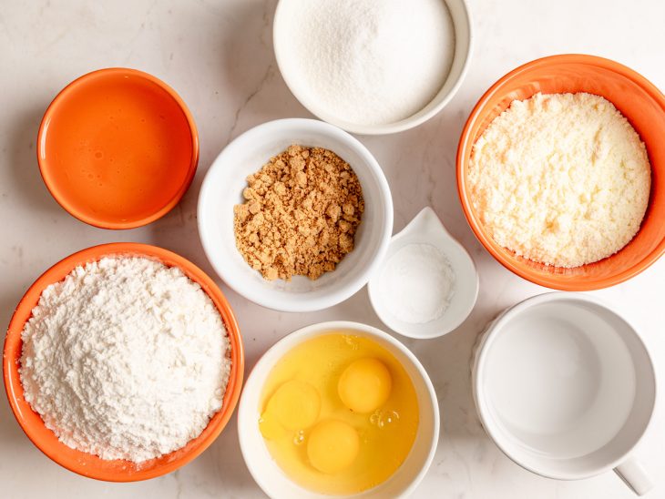 ingredientes para bolo de paçoca separados e organizados.