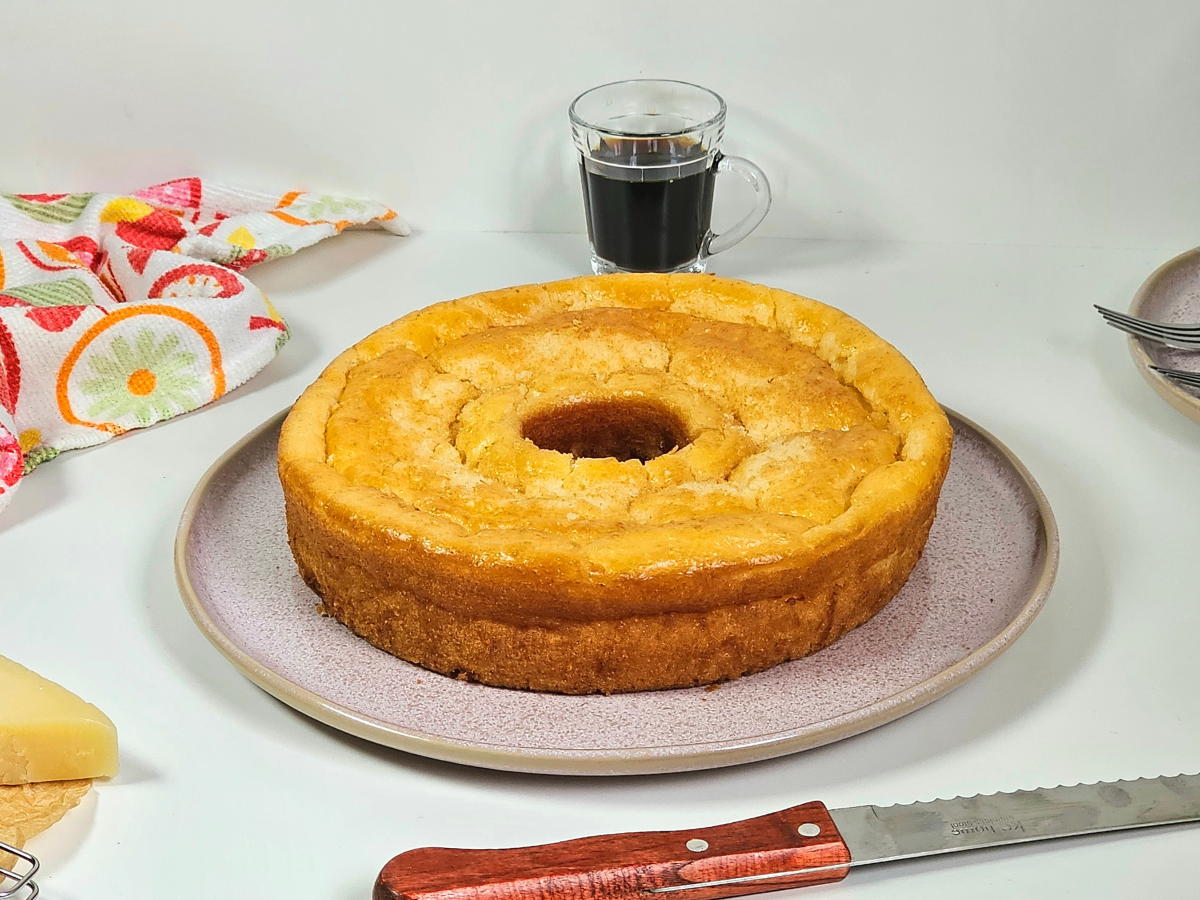 Bolo de pão de queijo com tapioca