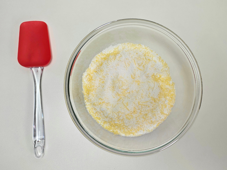 Mistura com queijo parmesão.