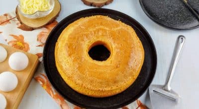 Bolo de pão de queijo de liquidificador