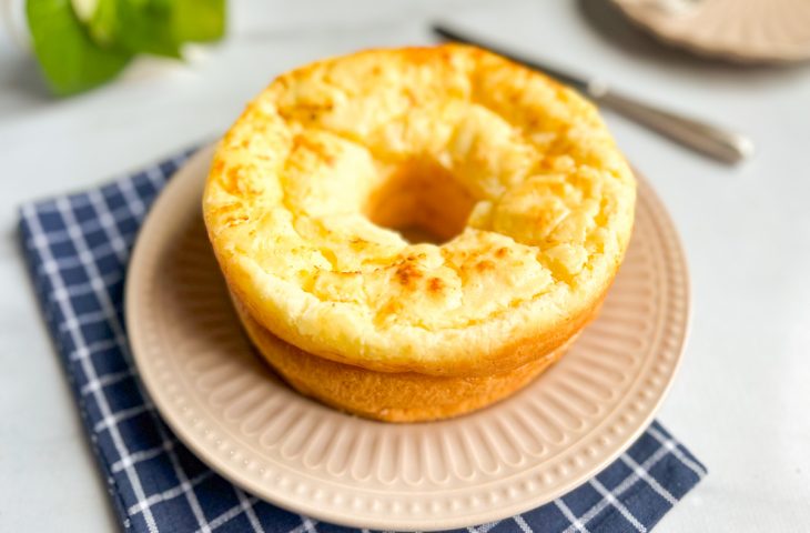 Bolo de pão de queijo simples