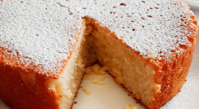 Bolo de ricota com limão