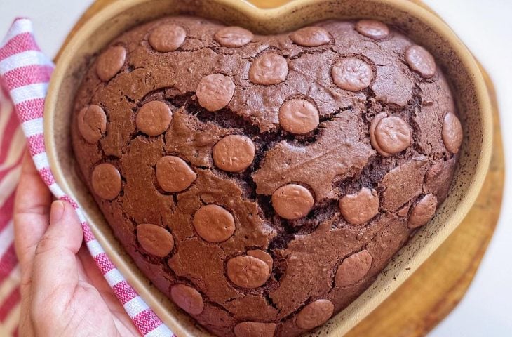 Bolo de tâmaras e cacau