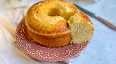 Bolo de trigo fácil e rápido