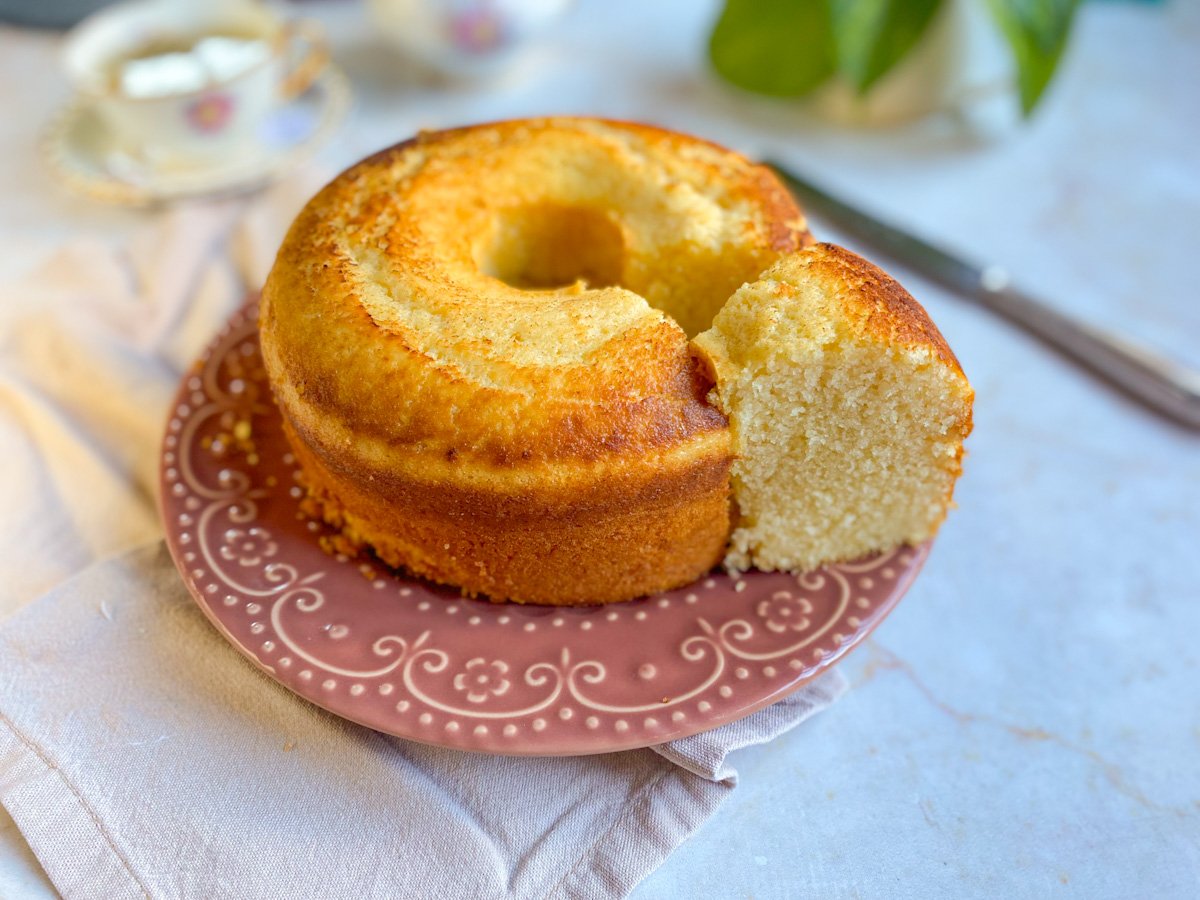 Bolo de trigo fácil e rápido