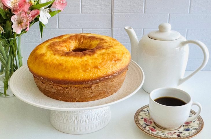 Bolo de trigo simples de liquidificador
