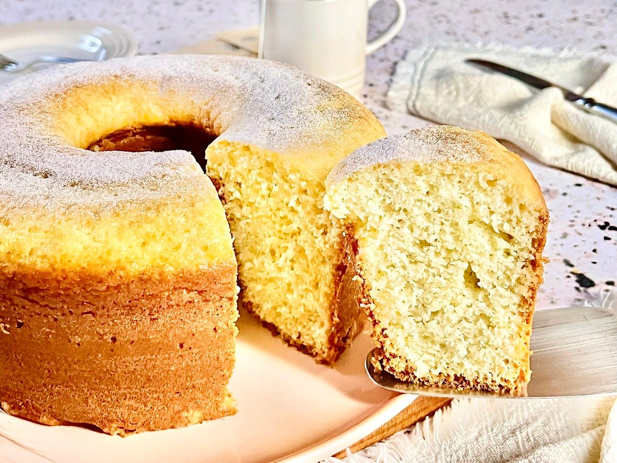Bolo de trigo simples