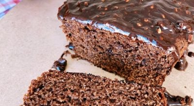 Bolo fit de chocolate com maçã