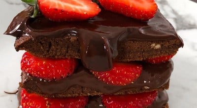 Bolo fit de chocolate de frigideira