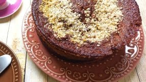 Bolo integral de banana com castanhas