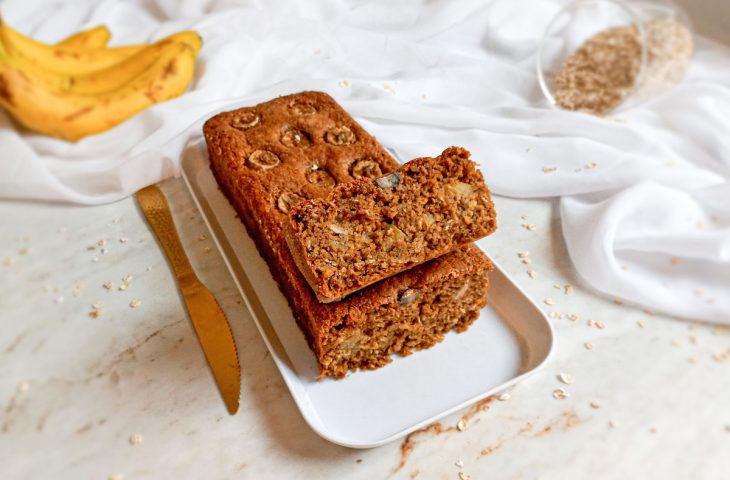Bolo integral de maçã e banana