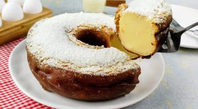 Bolo mole de leite condensado