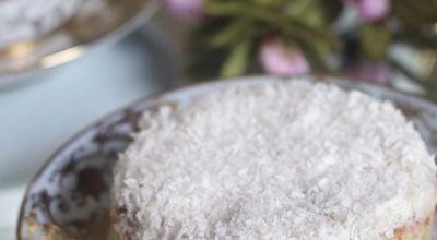 Bolo molhado de coco